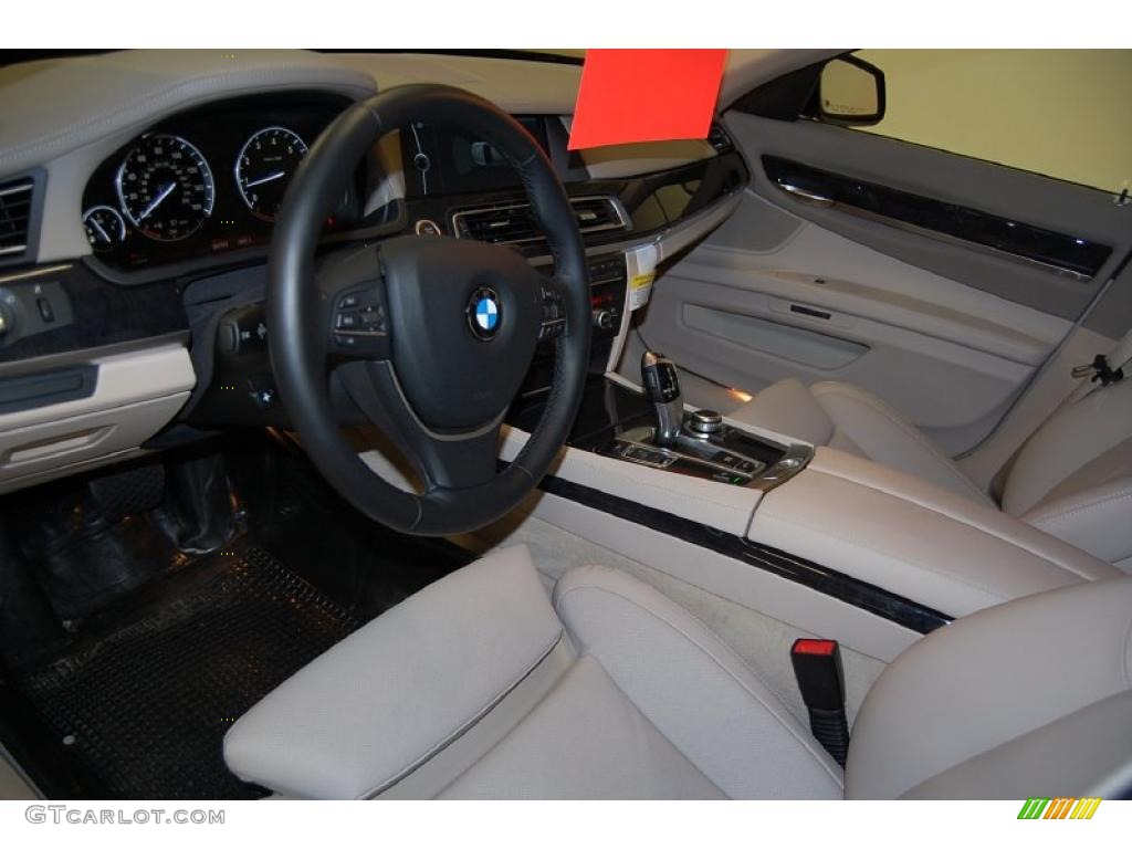 Oyster Nappa Leather Interior 2009 BMW 7 Series 750i Sedan Photo #39248279