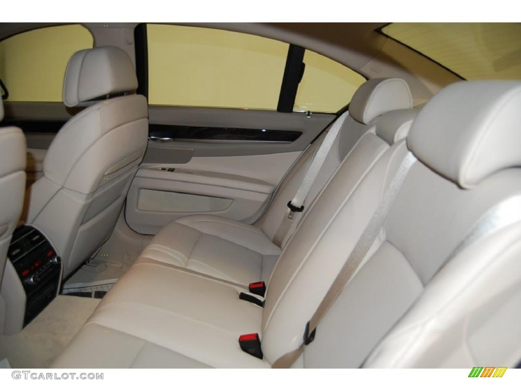 Oyster Nappa Leather Interior 2009 BMW 7 Series 750i Sedan Photo #39248331