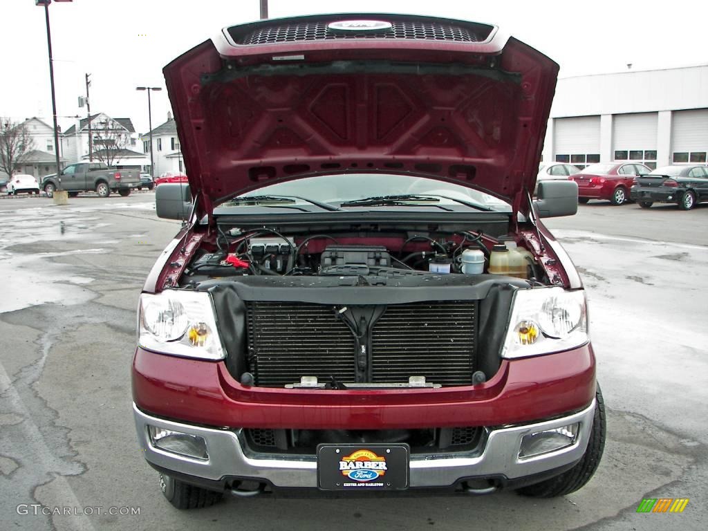 2005 F150 XLT SuperCrew 4x4 - Dark Toreador Red Metallic / Tan photo #24