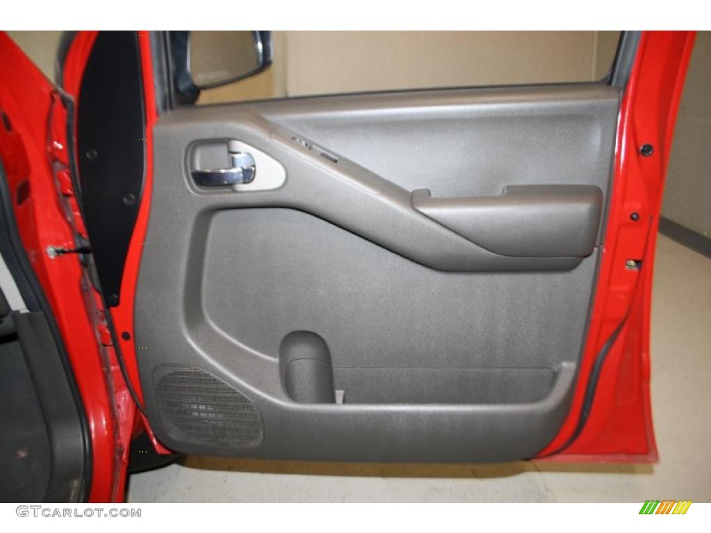 2007 Nissan Frontier SE King Cab 4x4 Door Panel Photos