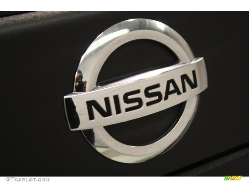 2007 Nissan Frontier SE King Cab 4x4 Marks and Logos Photo #39249023