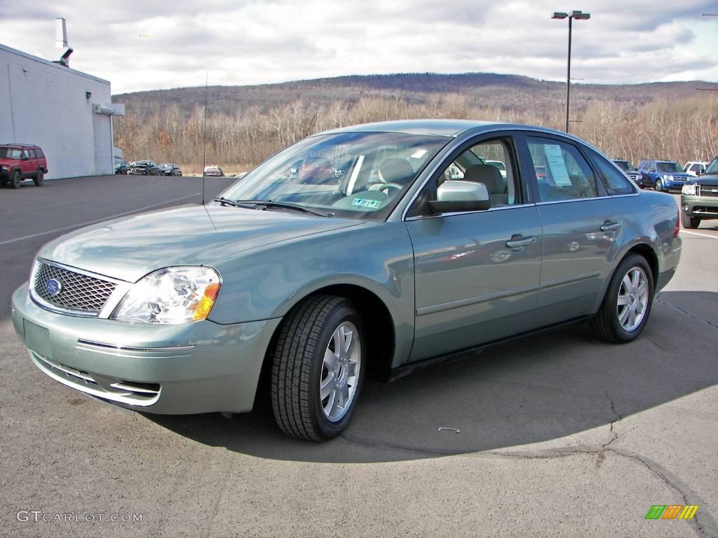 Titanium Green Metallic Ford Five Hundred