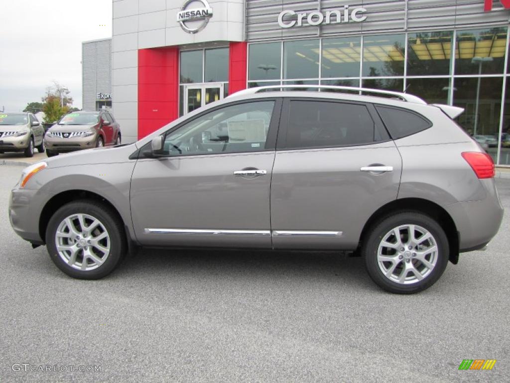 2011 Rogue SV - Platinum Graphite / Black photo #2