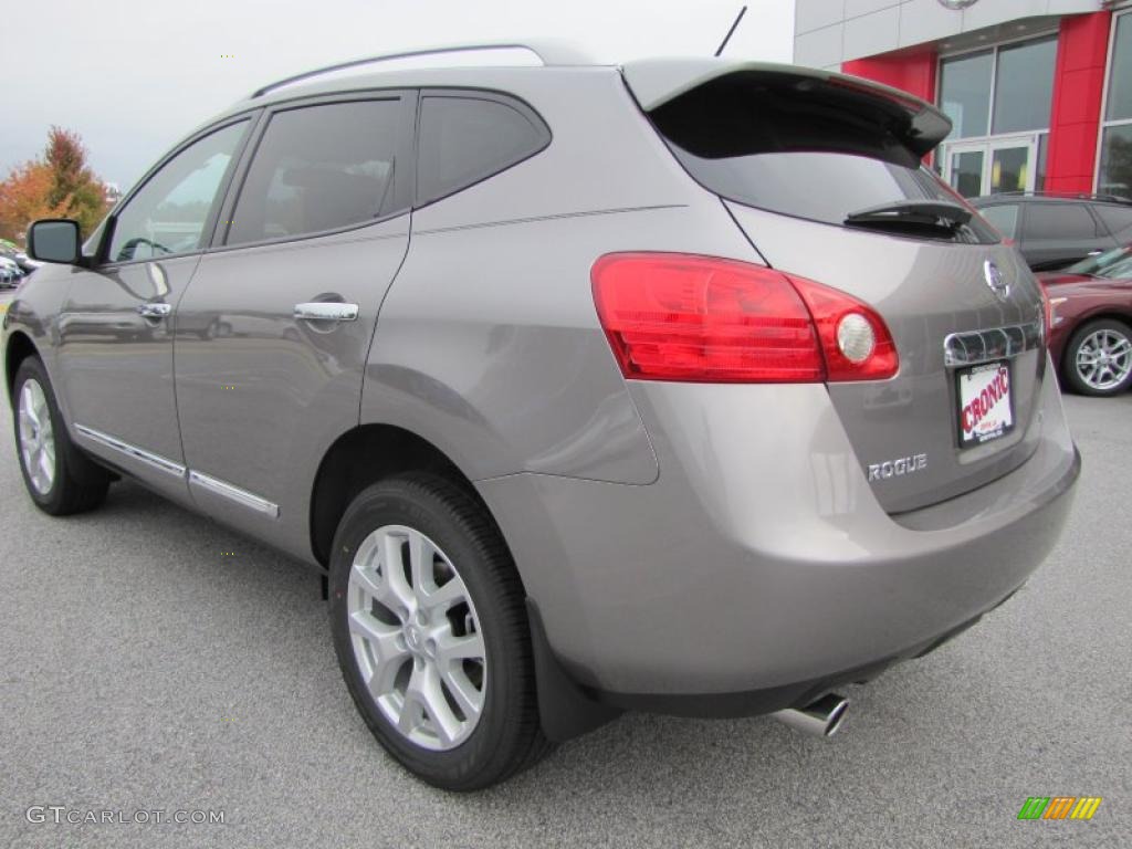 2011 Rogue SV - Platinum Graphite / Black photo #3