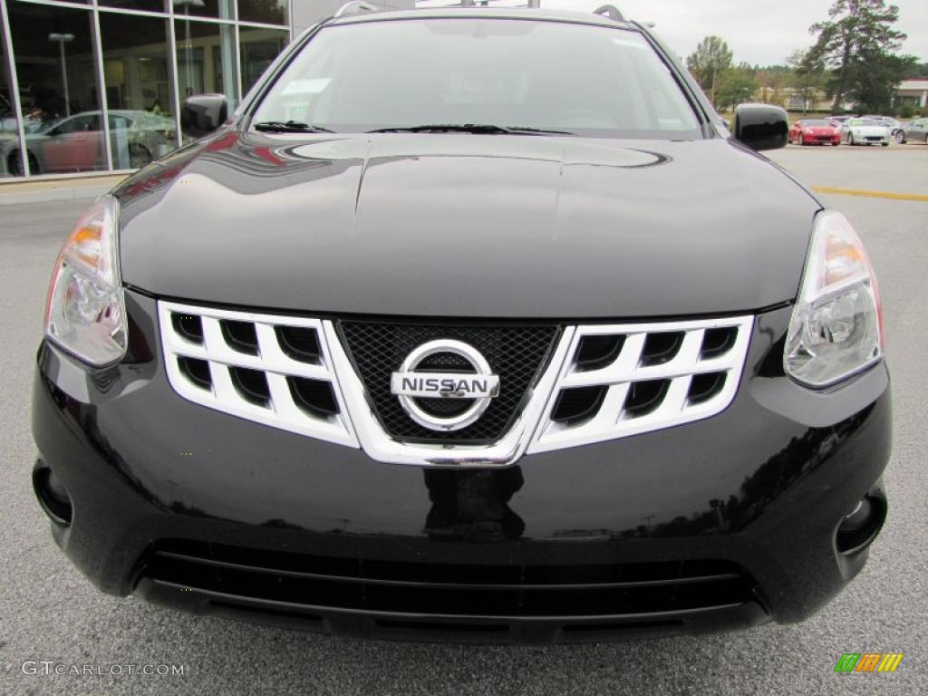 2011 Rogue SV - Wicked Black / Black photo #8