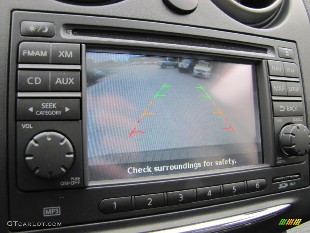 2011 Nissan Rogue SV Controls Photo #39251312