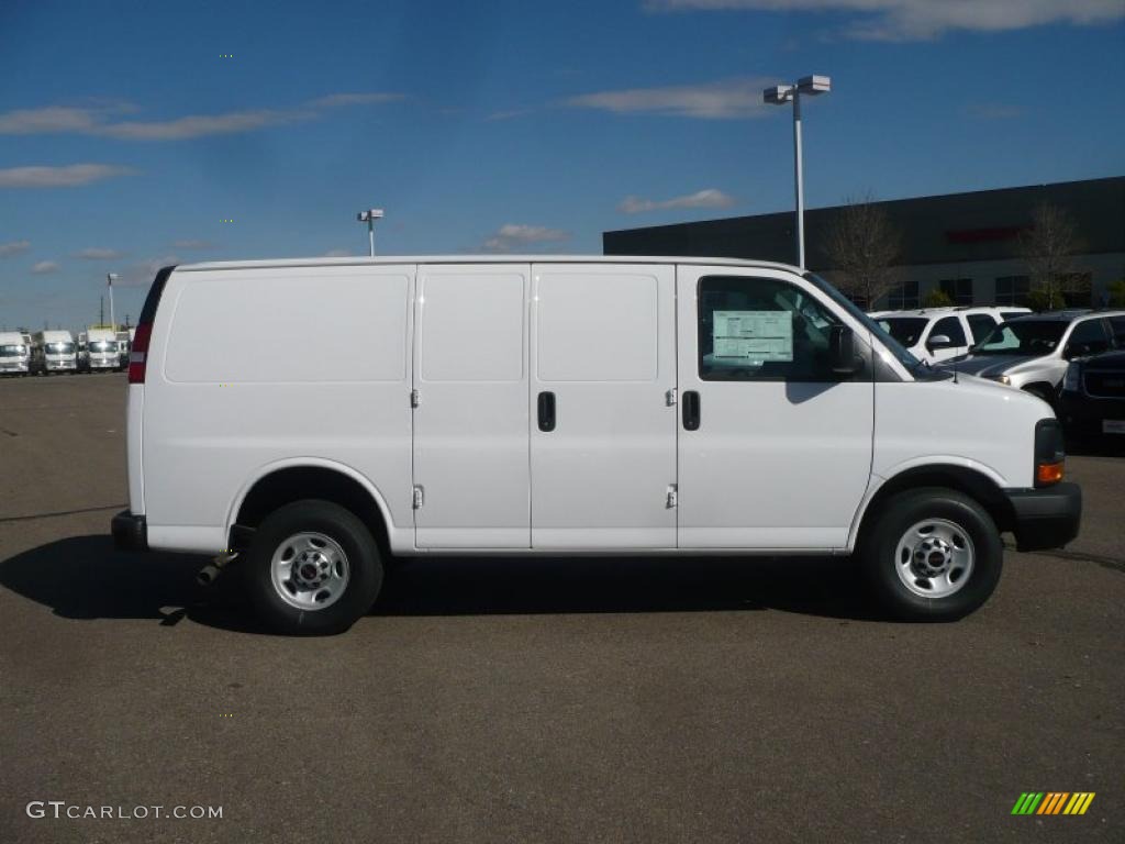 Summit White 2010 GMC Savana Van 2500 Cargo Exterior Photo #39252569