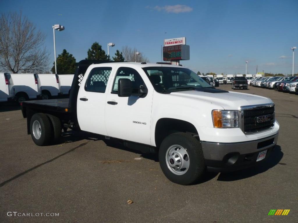 2011 Sierra 3500HD Work Truck Crew Cab 4x4 Chassis - Summit White / Dark Titanium photo #1