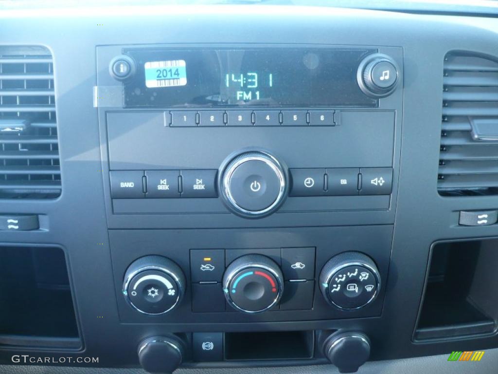 2011 GMC Sierra 3500HD Work Truck Crew Cab 4x4 Chassis Controls Photo #39252857