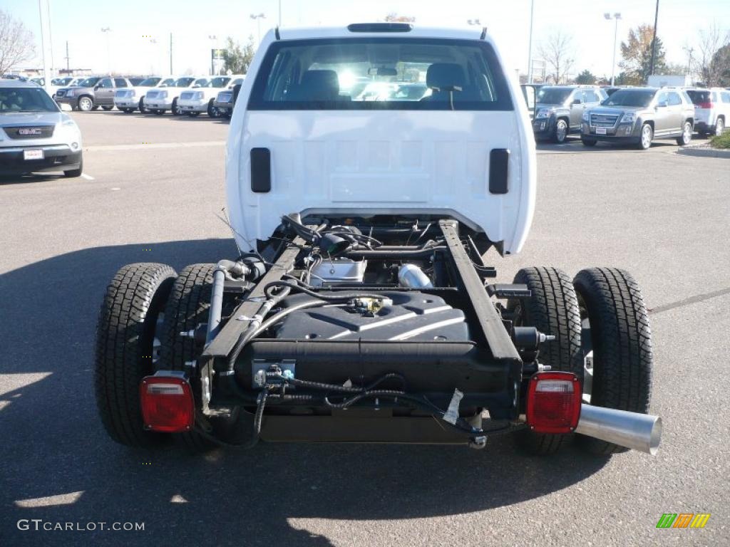 Summit White 2011 GMC Sierra 3500HD Work Truck Crew Cab 4x4 Chassis Exterior Photo #39253061