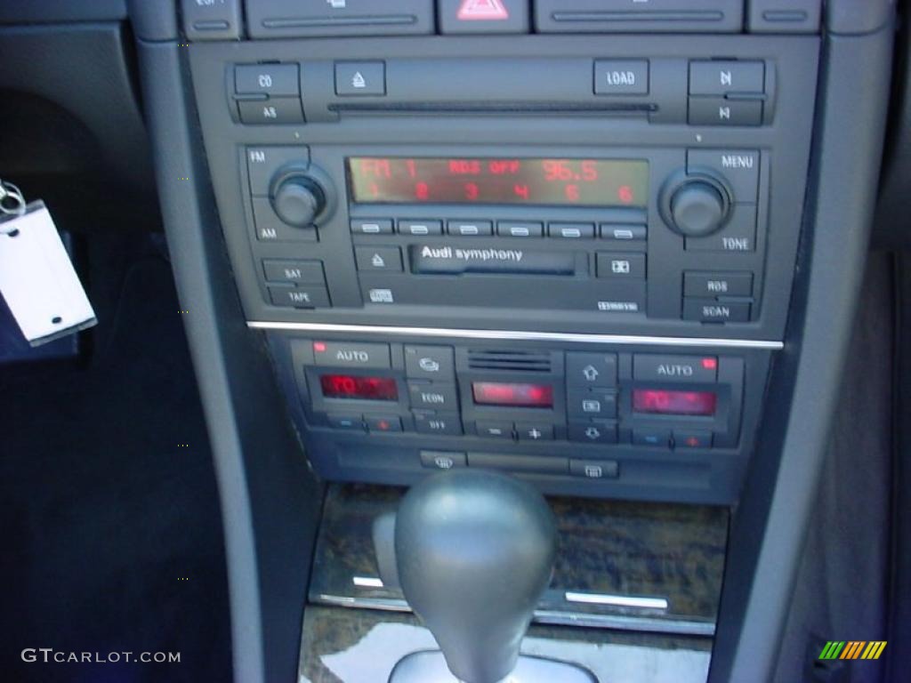 2005 Audi S4 4.2 quattro Cabriolet Controls Photo #39254142