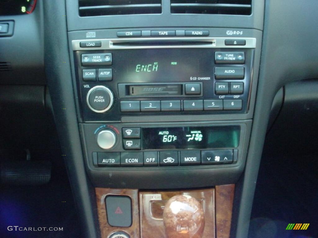 2004 Infiniti I 35 Controls Photo #39254486
