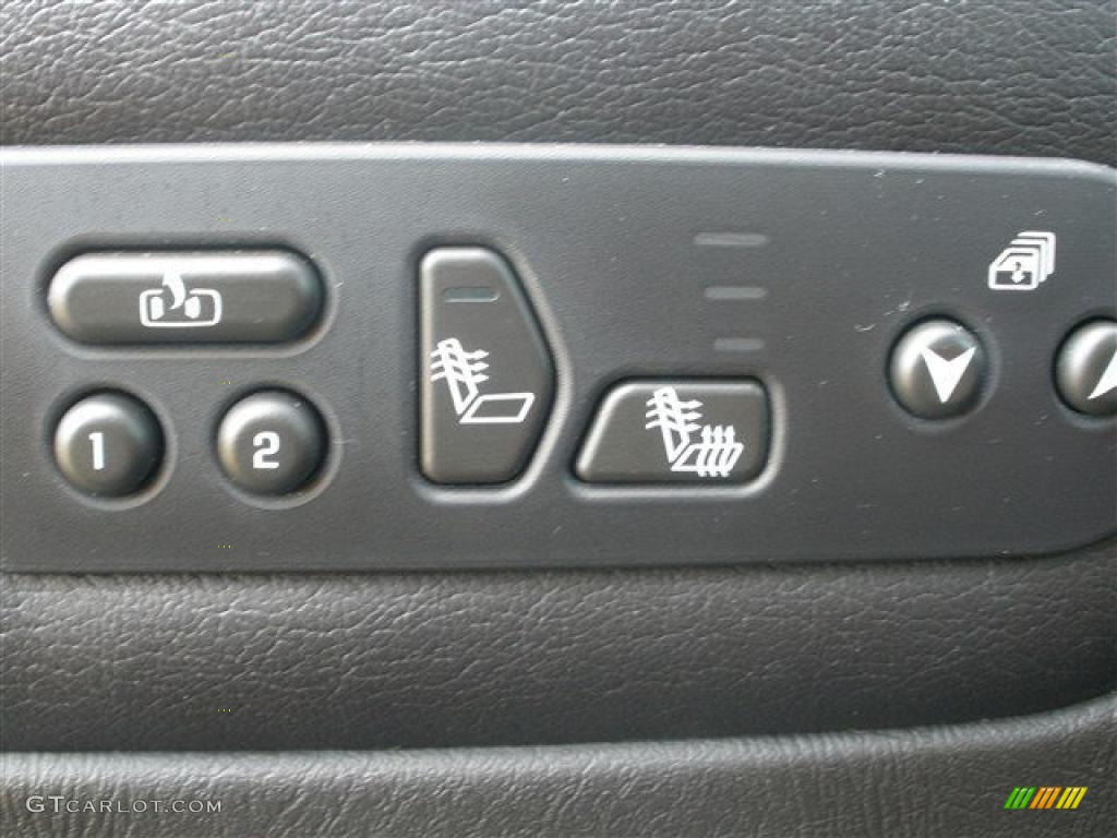 2007 Hummer H2 SUT Controls Photo #39254582