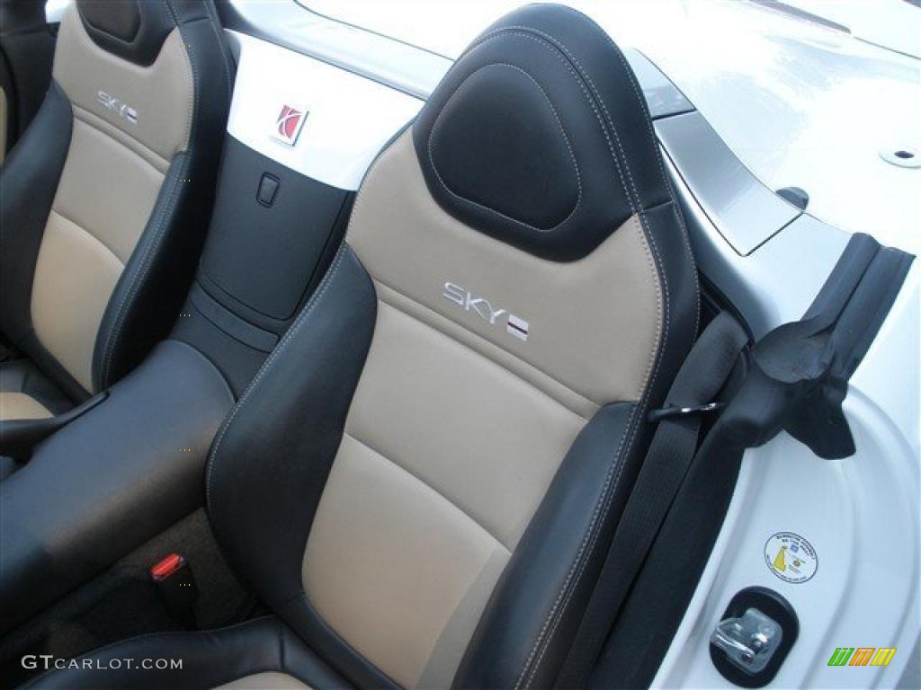 Tan Interior 2007 Saturn Sky Red Line Roadster Photo #39255126