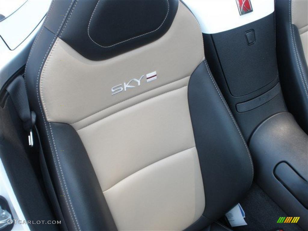Tan Interior 2007 Saturn Sky Red Line Roadster Photo #39255134