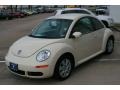 Front 3/4 View of 2010 New Beetle 2.5 Coupe