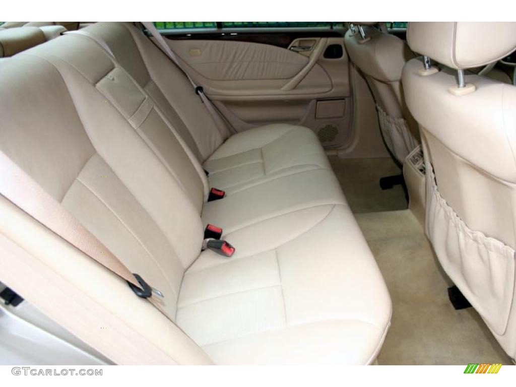Java Interior 2001 Mercedes-Benz E 320 Sedan Photo #39260435