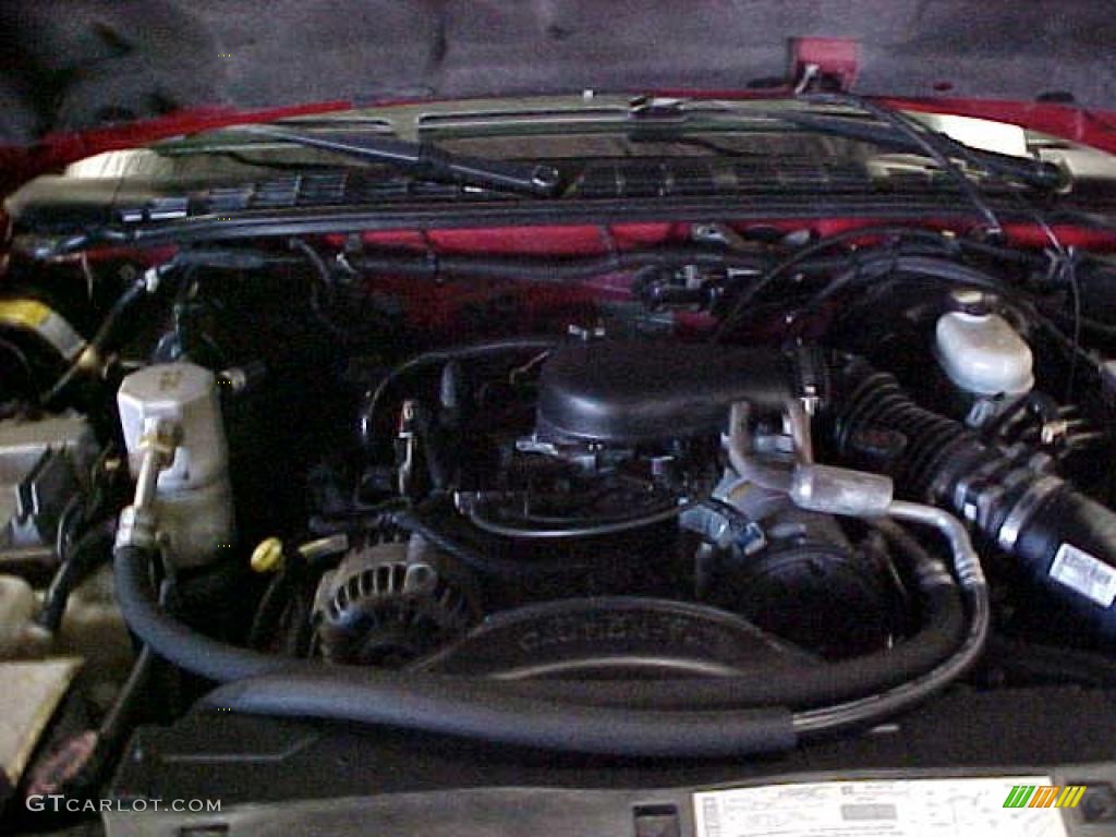 2001 Chevrolet S10 LS Extended Cab 4x4 4.3 Liter OHV 12-Valve Vortec V6 Engine Photo #39262151
