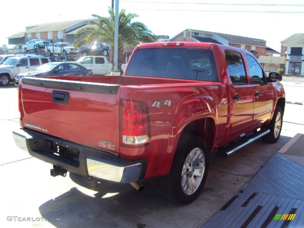 2008 Sierra 1500 SLE Crew Cab 4x4 - Fire Red / Light Cashmere photo #4