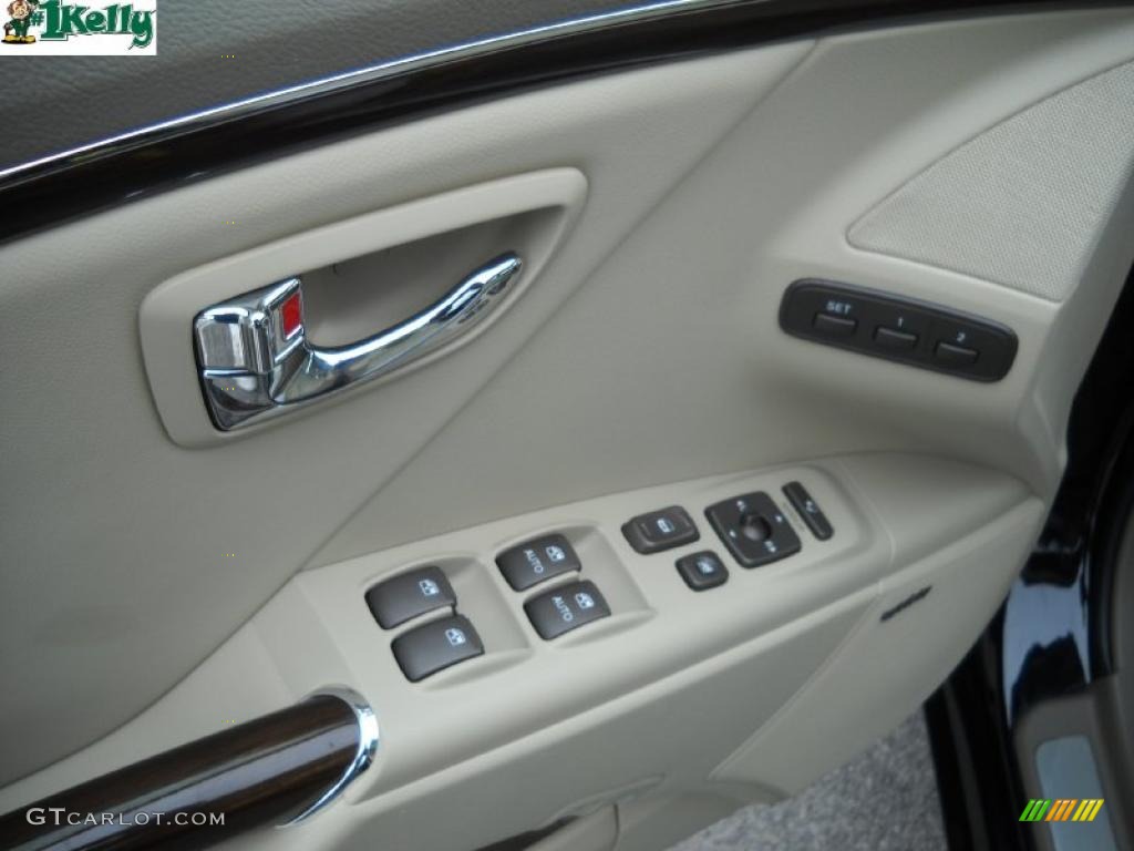 2010 Hyundai Azera Limited Controls Photo #39265307