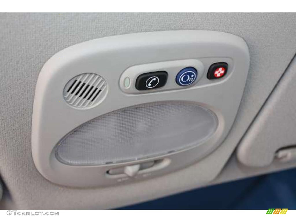 2009 Chevrolet Aveo Aveo5 LS Controls Photo #39266283