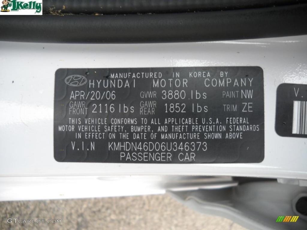 2006 Elantra Limited Sedan - Nordic White / Gray photo #10