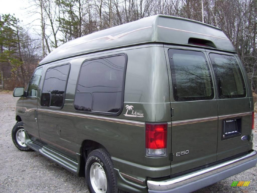 2002 E Series Van E150 XL Passenger Conversion - Estate Green Metallic / Medium Parchment photo #1