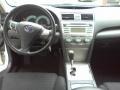 Super White - Camry SE Photo No. 5