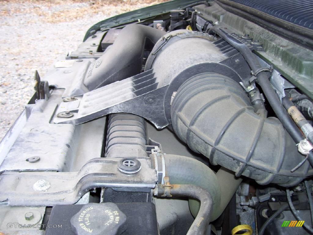 2002 E Series Van E150 XL Passenger Conversion - Estate Green Metallic / Medium Parchment photo #10