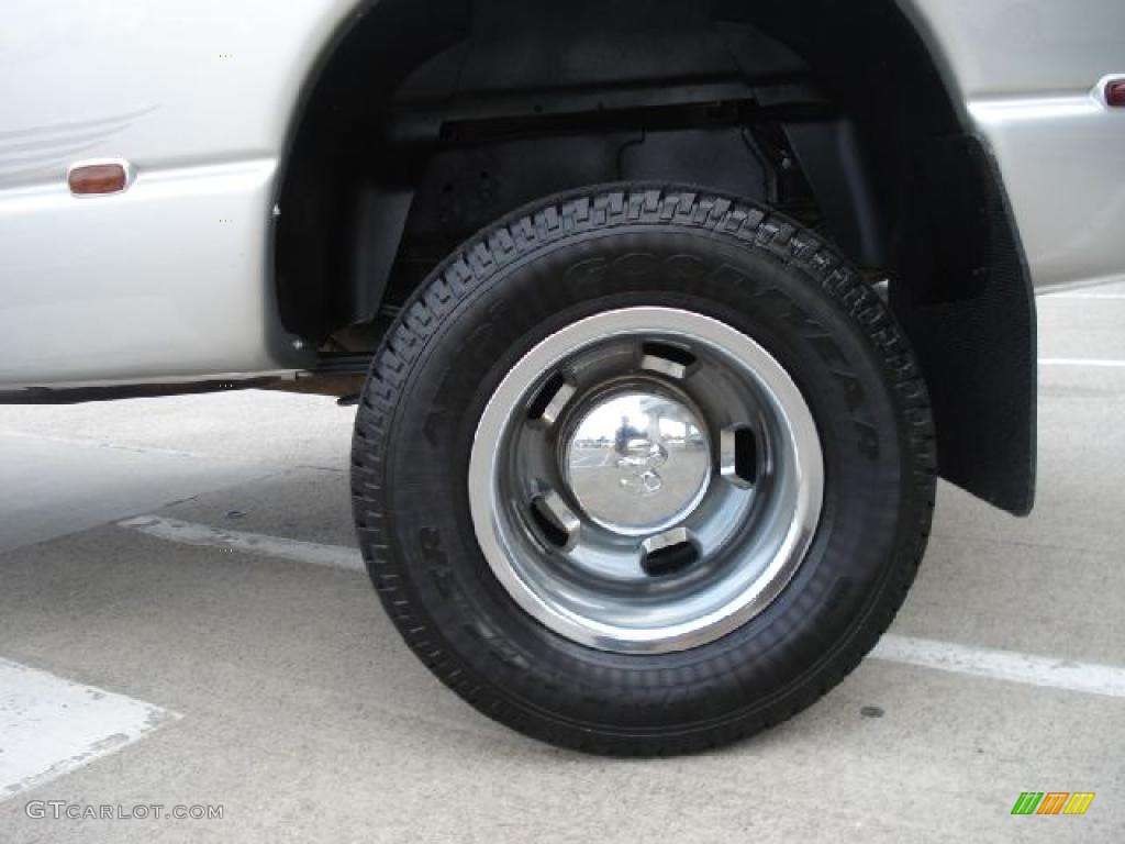 2003 Dodge Ram 3500 ST Quad Cab 4x4 Dually Wheel Photos