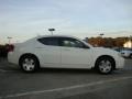 Stone White - Avenger SXT Photo No. 2