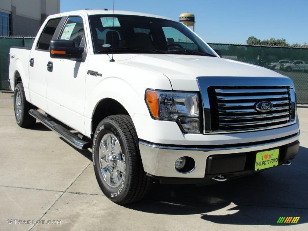 2010 F150 XLT SuperCrew 4x4 - Oxford White / Medium Stone photo #1