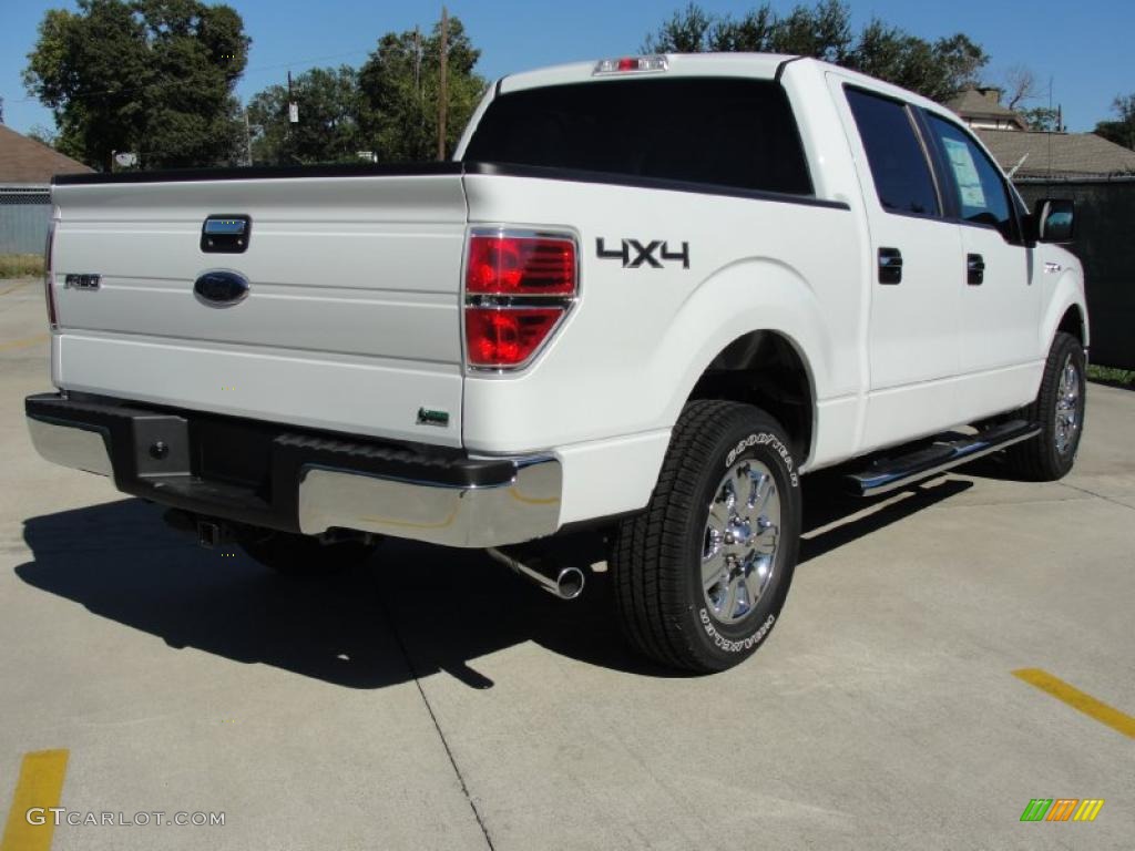 2010 F150 XLT SuperCrew 4x4 - Oxford White / Medium Stone photo #3
