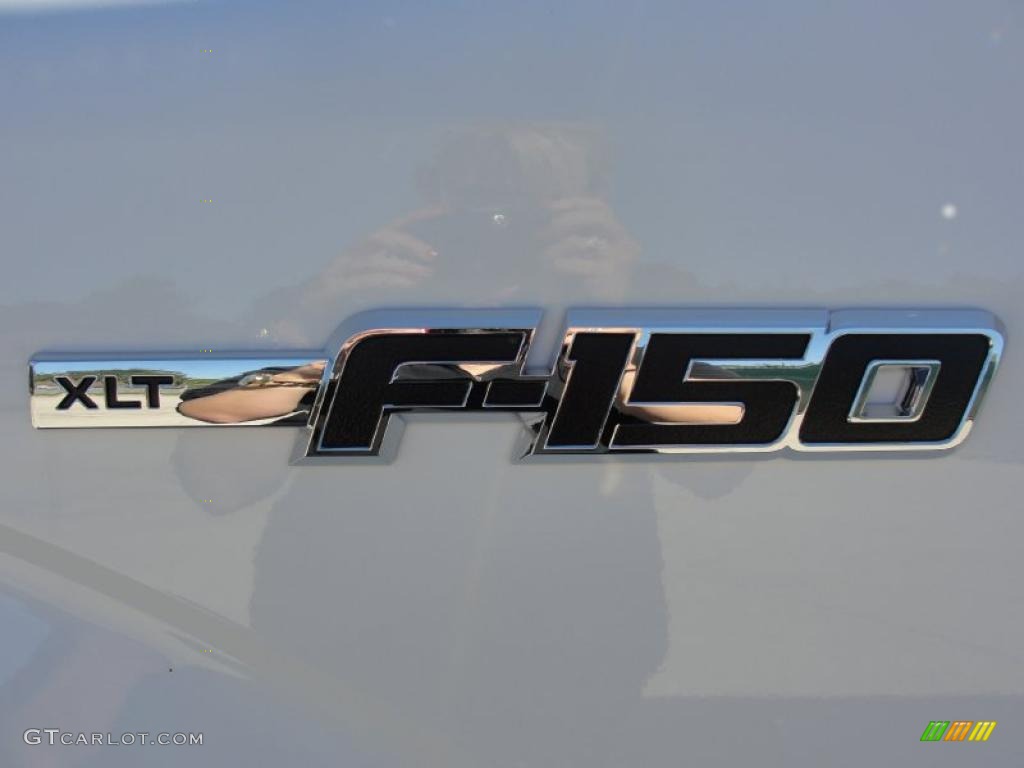 2010 F150 XLT SuperCrew 4x4 - Oxford White / Medium Stone photo #12