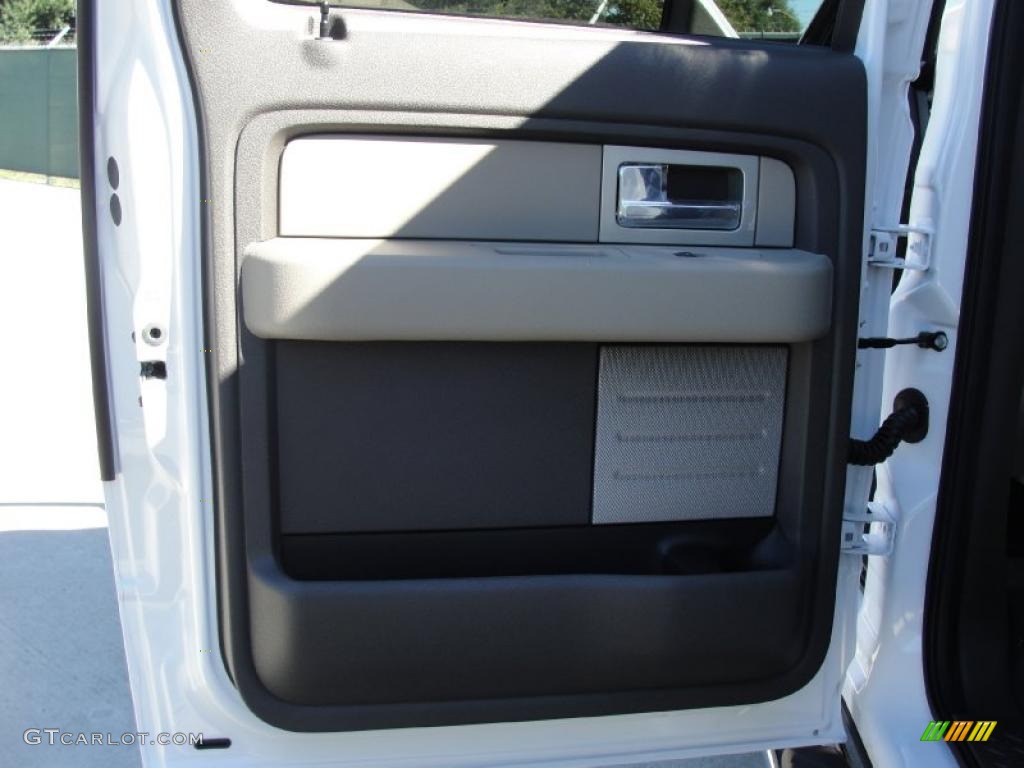 2010 F150 XLT SuperCrew 4x4 - Oxford White / Medium Stone photo #19