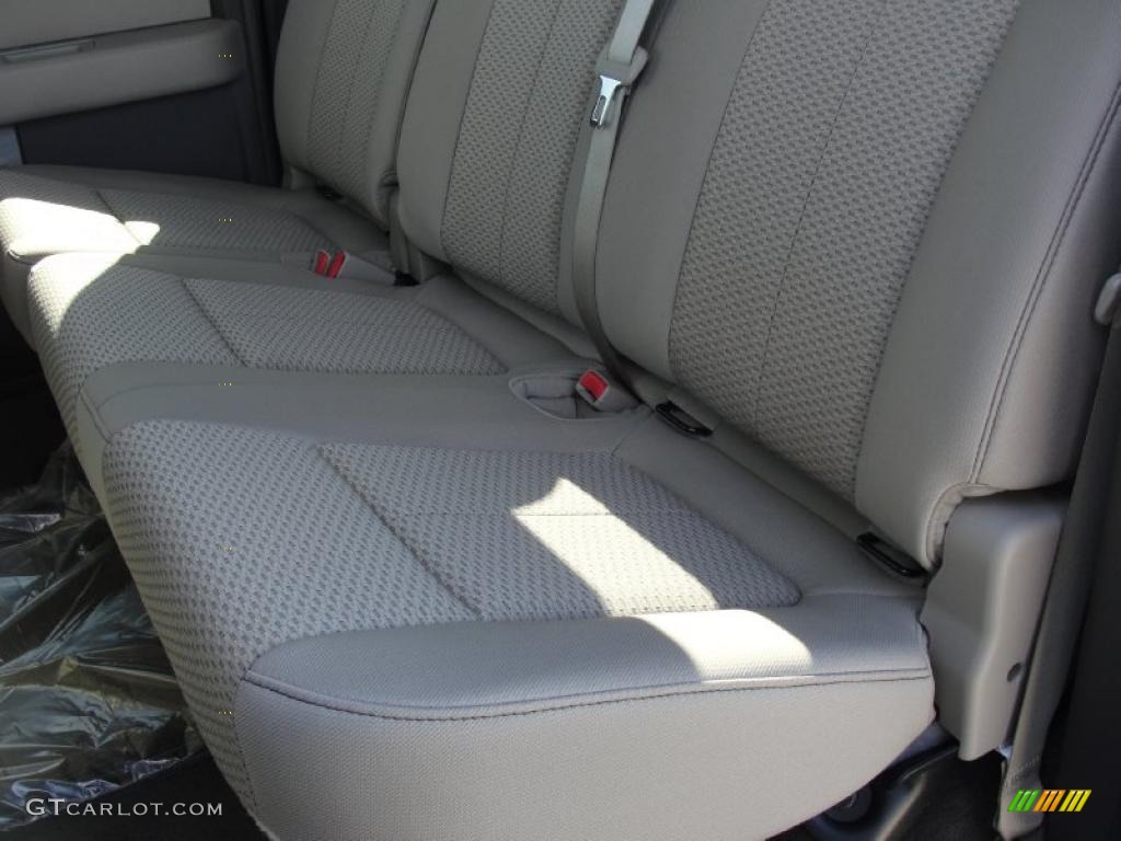 2010 F150 XLT SuperCrew 4x4 - Oxford White / Medium Stone photo #20