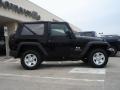 Black - Wrangler X 4x4 Photo No. 2