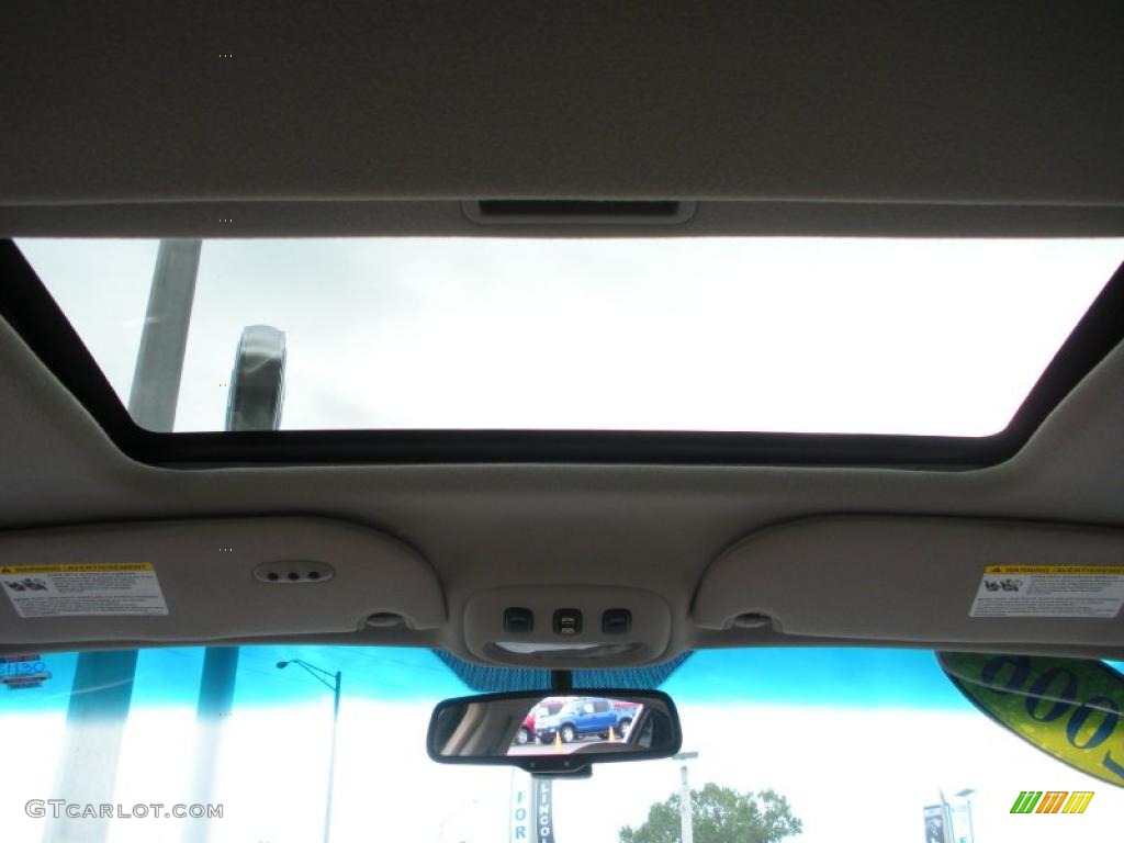 2006 Lincoln Town Car Signature Limited Sunroof Photo #39274811