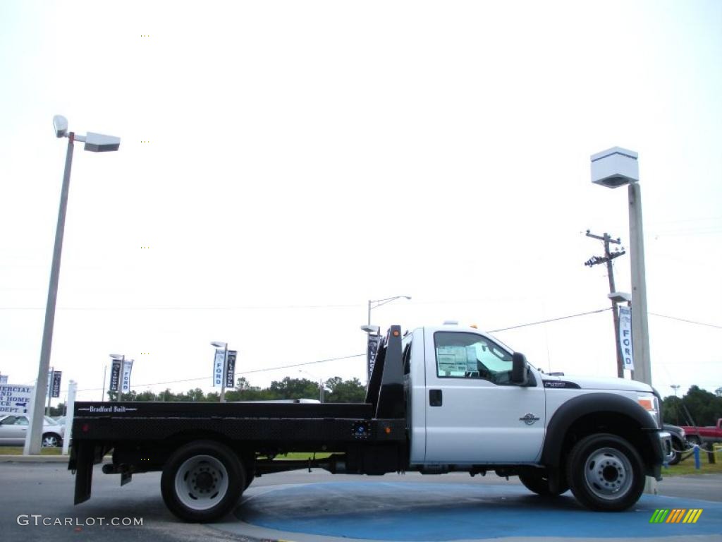 2011 F450 Super Duty XL Regular Cab Chassis Flat Bed - Oxford White / Steel photo #6