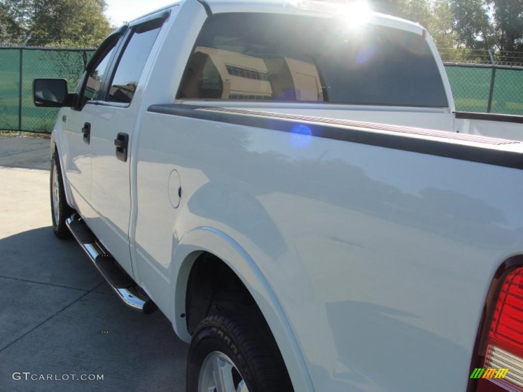 2006 F150 Lariat SuperCrew - Oxford White / Black photo #5