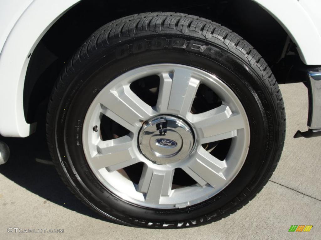 2006 F150 Lariat SuperCrew - Oxford White / Black photo #17