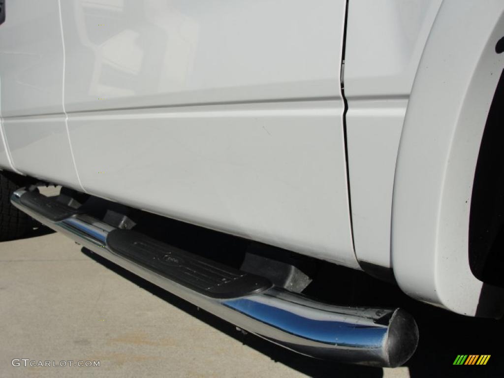 2006 F150 Lariat SuperCrew - Oxford White / Black photo #18