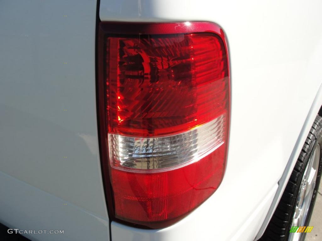 2006 F150 Lariat SuperCrew - Oxford White / Black photo #22