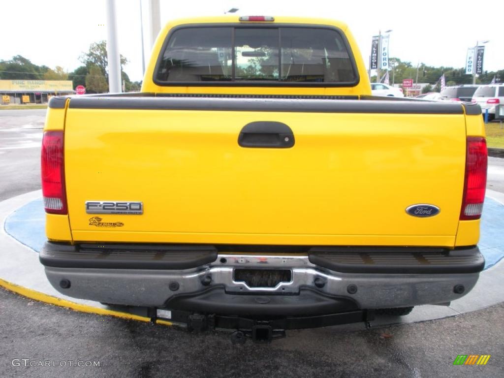 2005 F250 Super Duty FX4 Crew Cab 4x4 - Screaming Yellow / Black photo #4