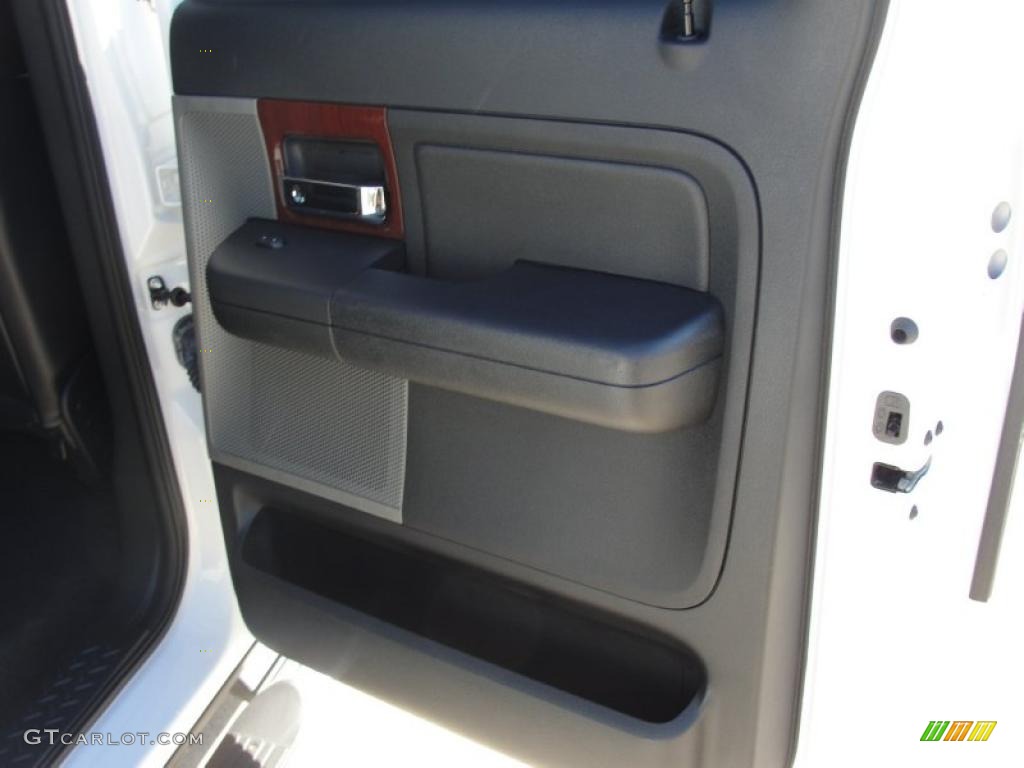 2006 F150 Lariat SuperCrew - Oxford White / Black photo #29