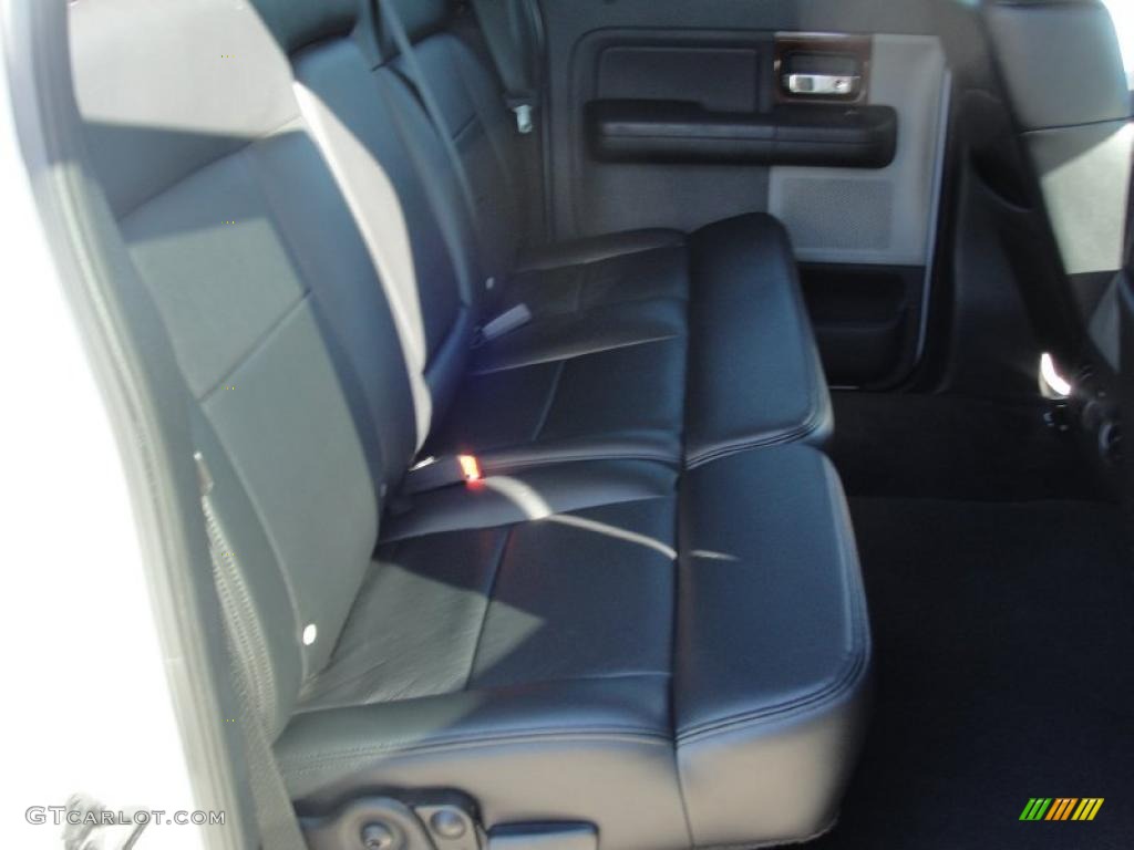2006 F150 Lariat SuperCrew - Oxford White / Black photo #30