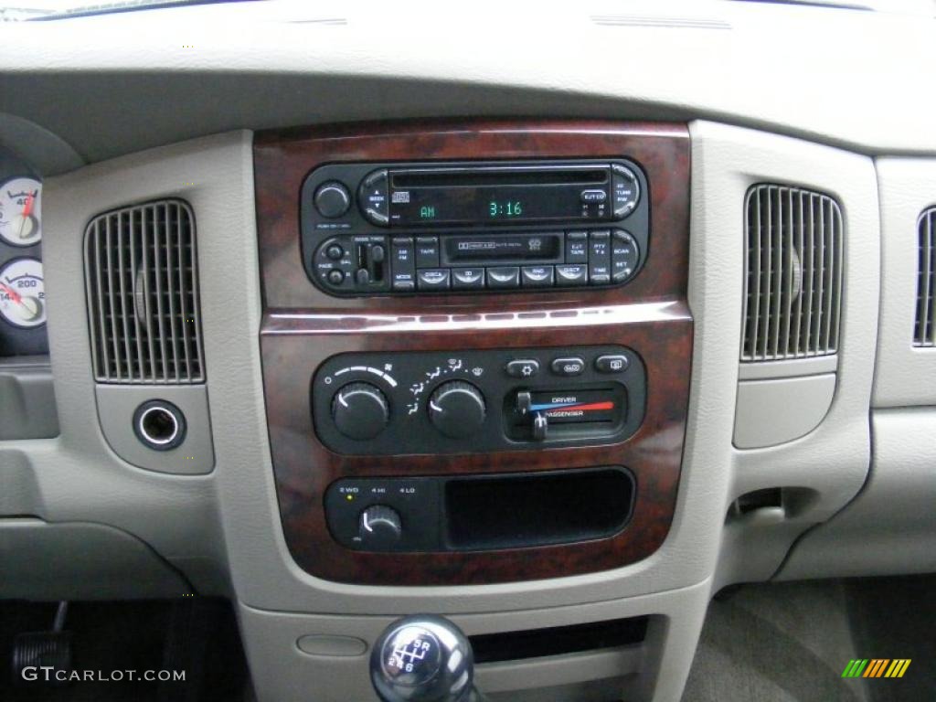 2003 Dodge Ram 2500 Laramie Quad Cab 4x4 Controls Photo #39277539