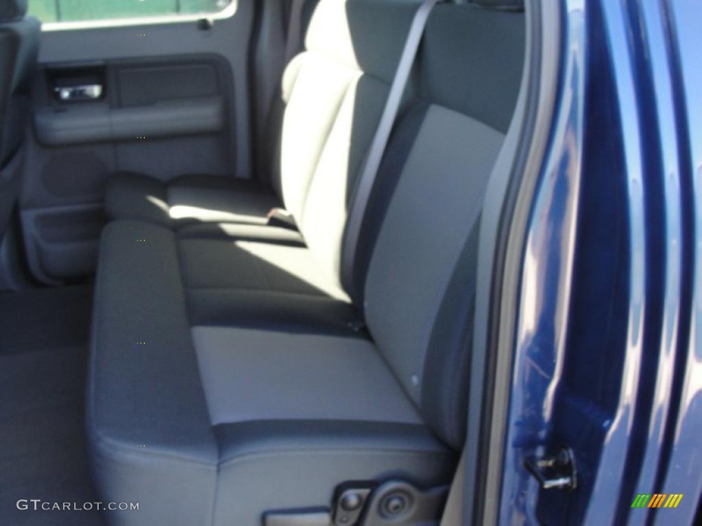Medium/Dark Flint Interior 2007 Ford F150 XLT SuperCrew Photo #39277595