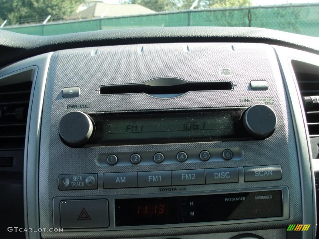 2007 Toyota Tacoma V6 PreRunner TRD Access Cab Controls Photo #39279083