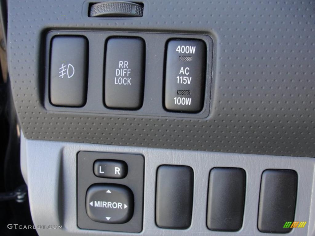 2007 Toyota Tacoma V6 PreRunner TRD Access Cab Controls Photos